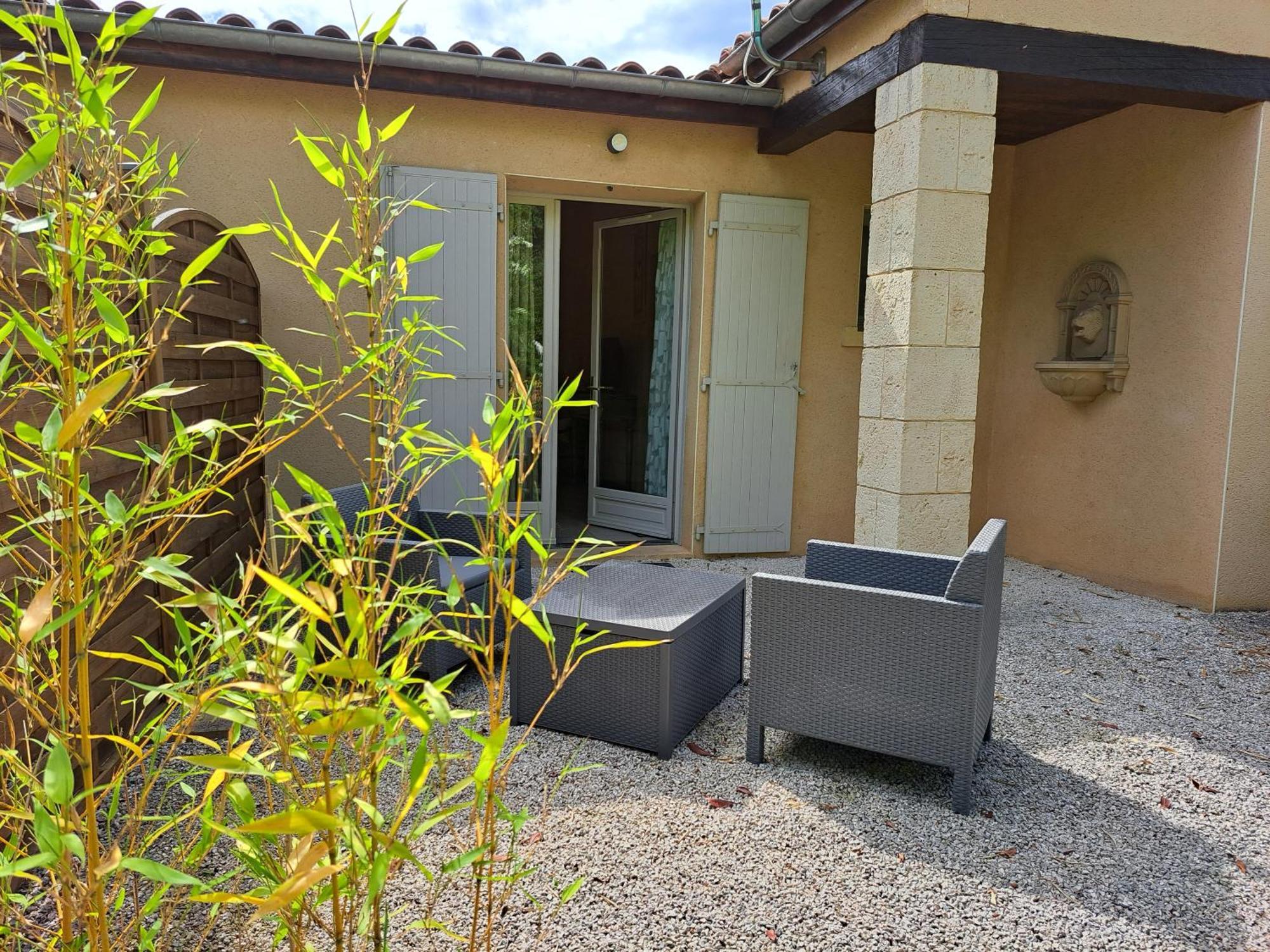 La Barde Montfort, Votre Maison D'Hotes A 4 Kms De Sarlat Dordogne ヴィトラック エクステリア 写真