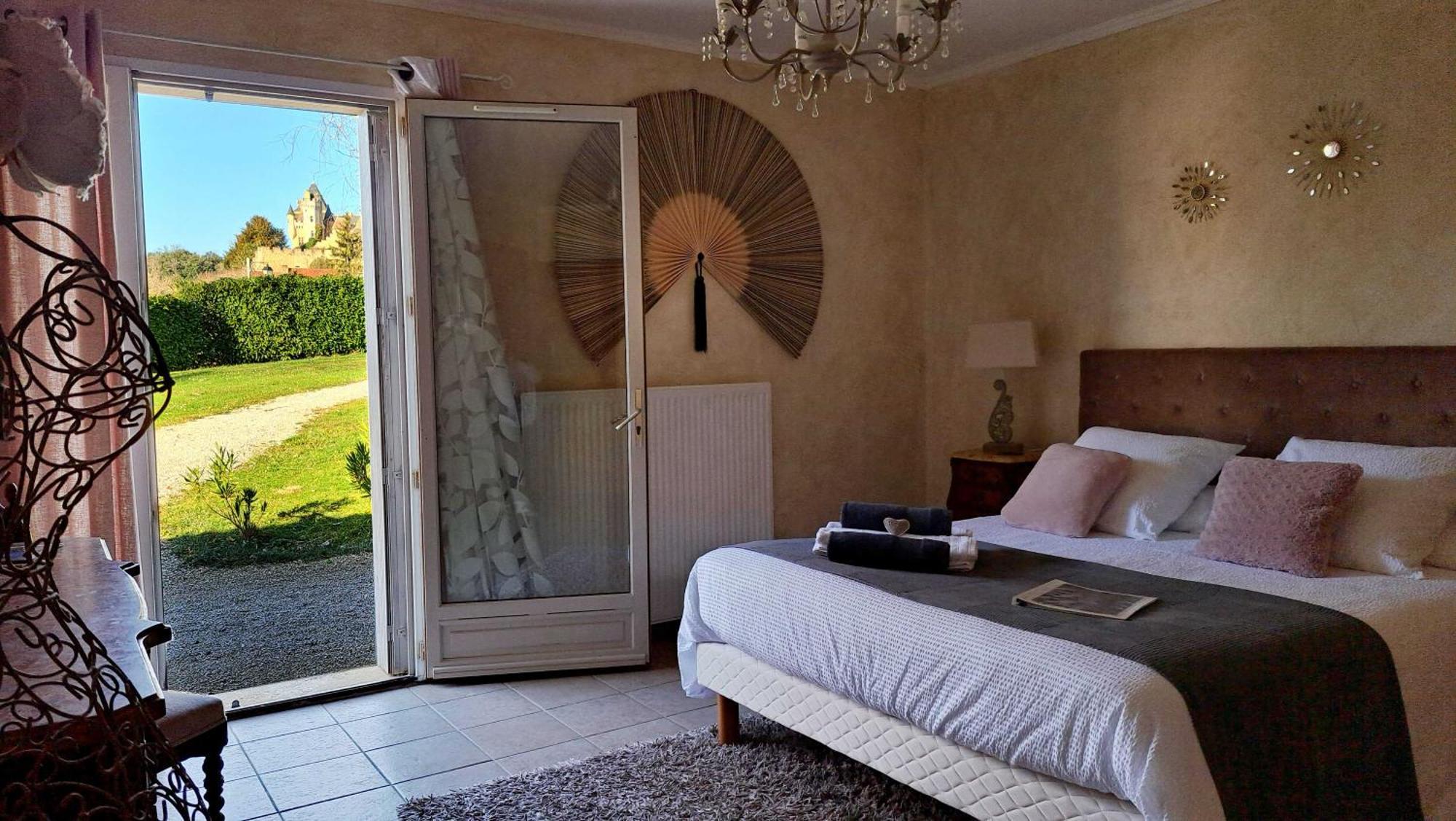 La Barde Montfort, Votre Maison D'Hotes A 4 Kms De Sarlat Dordogne ヴィトラック エクステリア 写真